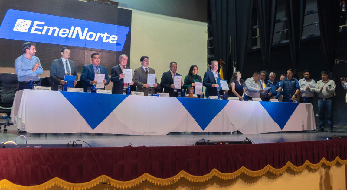 Trabajadores De Emelnorte Se Benefician Con La Firma De Contrato